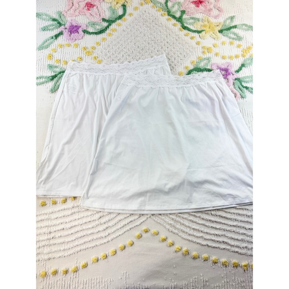 Vanity Fair Other - Vanity Fair 2 Pack White‎ Half Slips Lace Waist Nylon Spandex Size Medium 11073